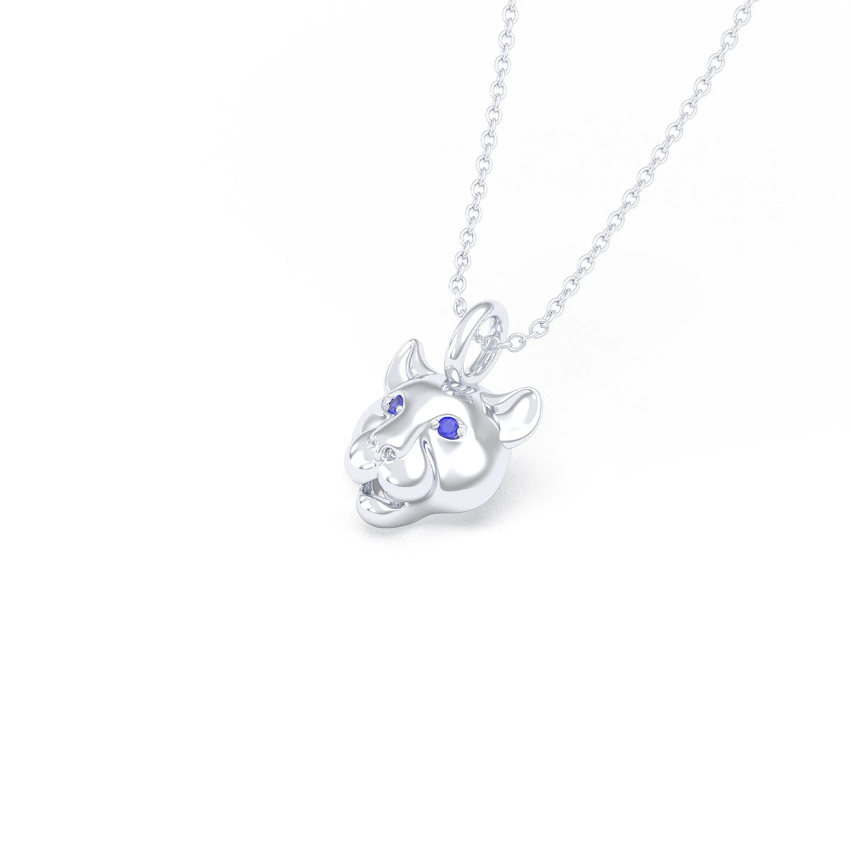 Collier tête de tigre en or blanc 18 carats, yeux en saphirs bleus, vue de trois quarts