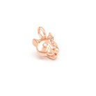 Pendentif tête de tigre en or rose 18 carats, yeux sertis de diamants, en gros plan, atelier Bajoia de Sèvres