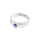Bague santorin or blanc et saphir bleu
